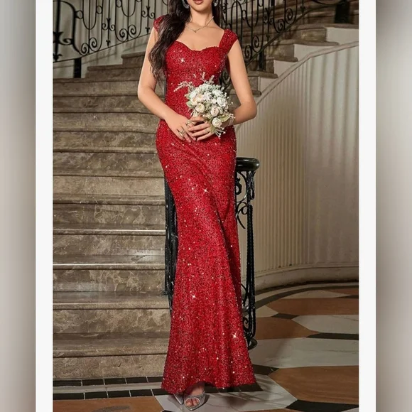 Madam Uniq Formal Dress #679 NWOT - Picture 7 of 11